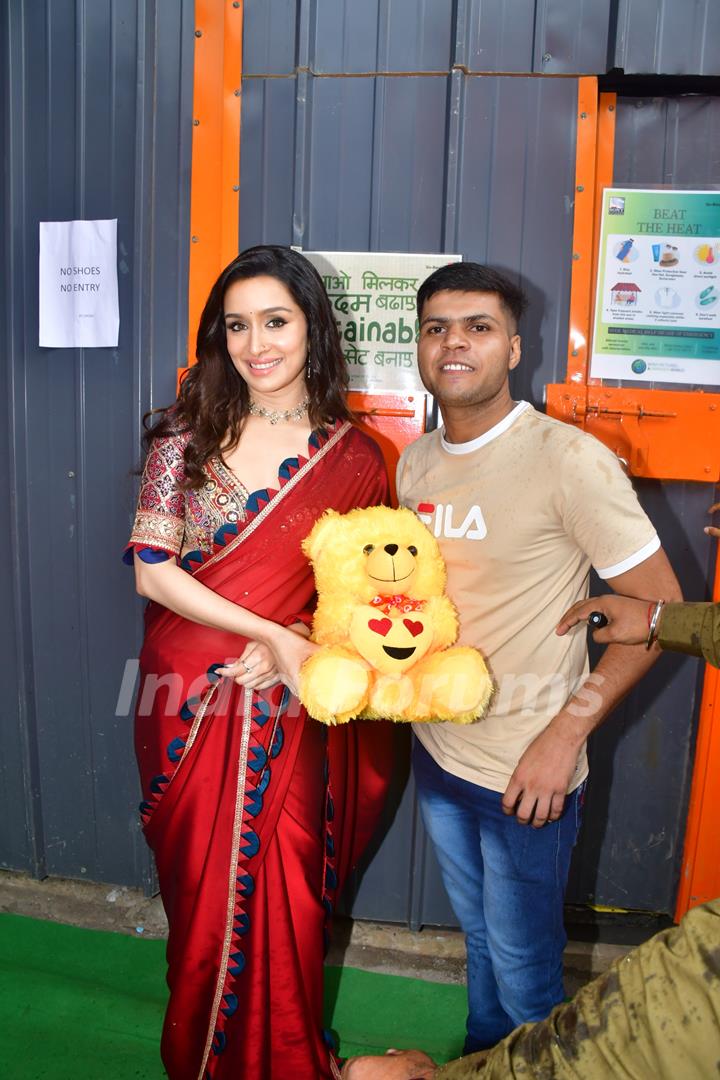 Shraddha Kapoor snapped for STREE 2 promotions on the sets of Indias best dancer