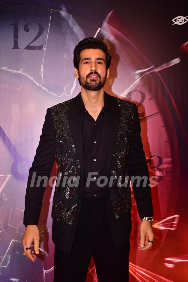 Kritika Kamra, Karan Johar and others grace the premiere of Gyaarah Gyaarah