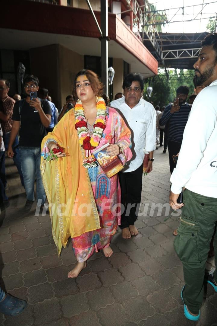 Charmy Kaur snapped at Siddhivinayak Temple