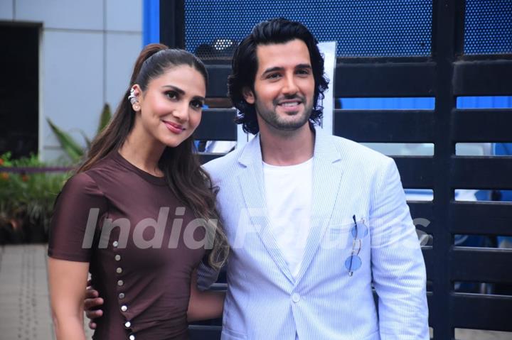 Aditya Seal and Vaani Kapoor snapped at Kalina airport