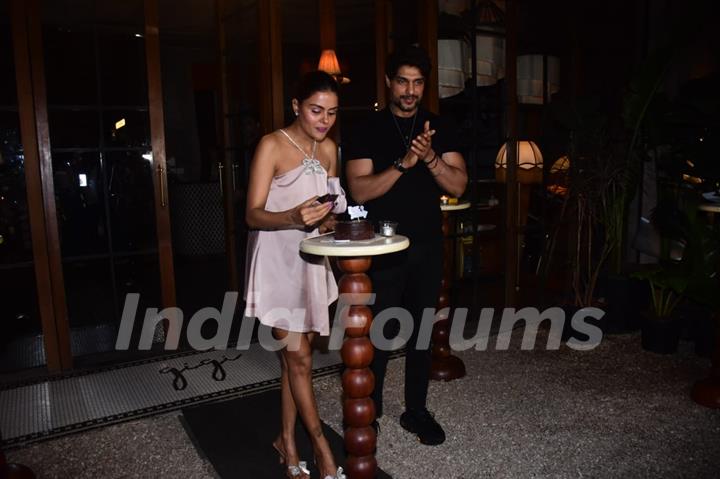 Ankit Gupta and Priyanka Choudhary celebrates her birthday with paparazzi