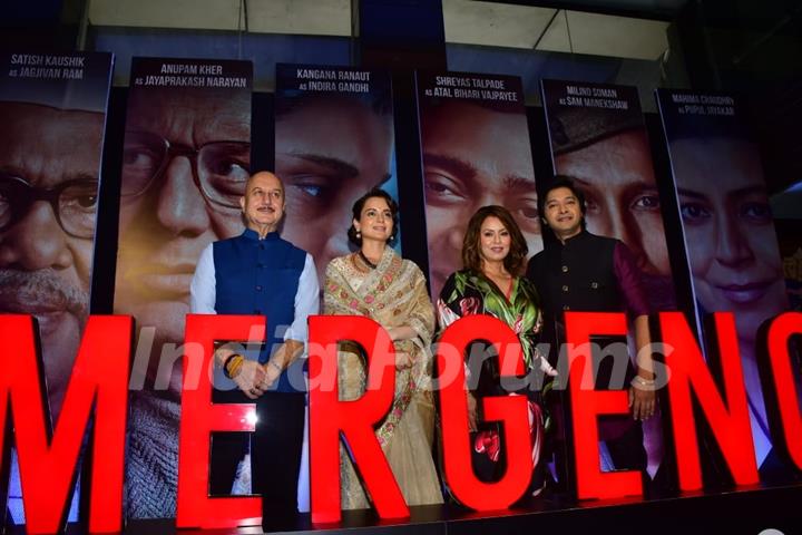 Shreyas Talpade, Anupam Kher, Mahima Chaudhry and Kangana Ranaut snapped at the trailer launch of their upcoming film Emergency