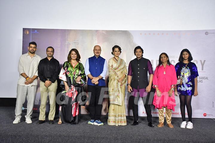 Shreyas Talpade, Anupam Kher, Mahima Chaudhry and Kangana Ranaut snapped at the trailer launch of their upcoming film Emergency