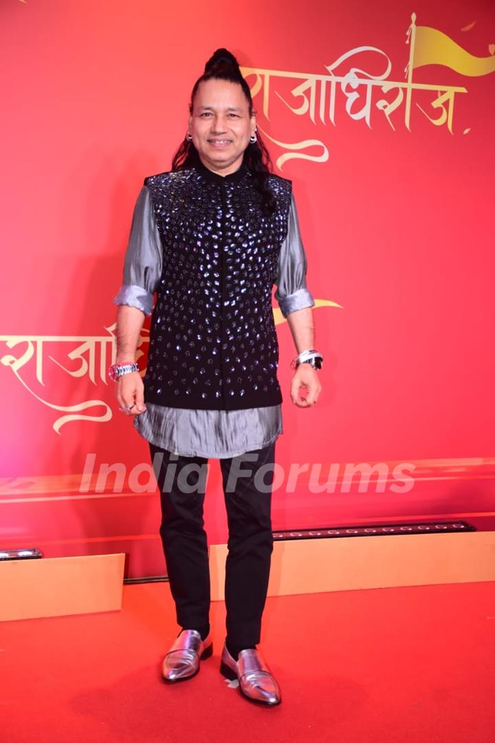 Kailash Kher grace the premiere of Love Life Leela