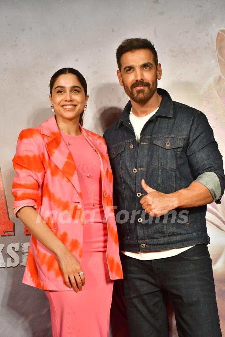 John Abraham and Sharvari Wagh snapped at the movie premiere of Vedaa