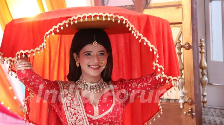 Samridhii Shukla celebration of Raksha Bandhan on set