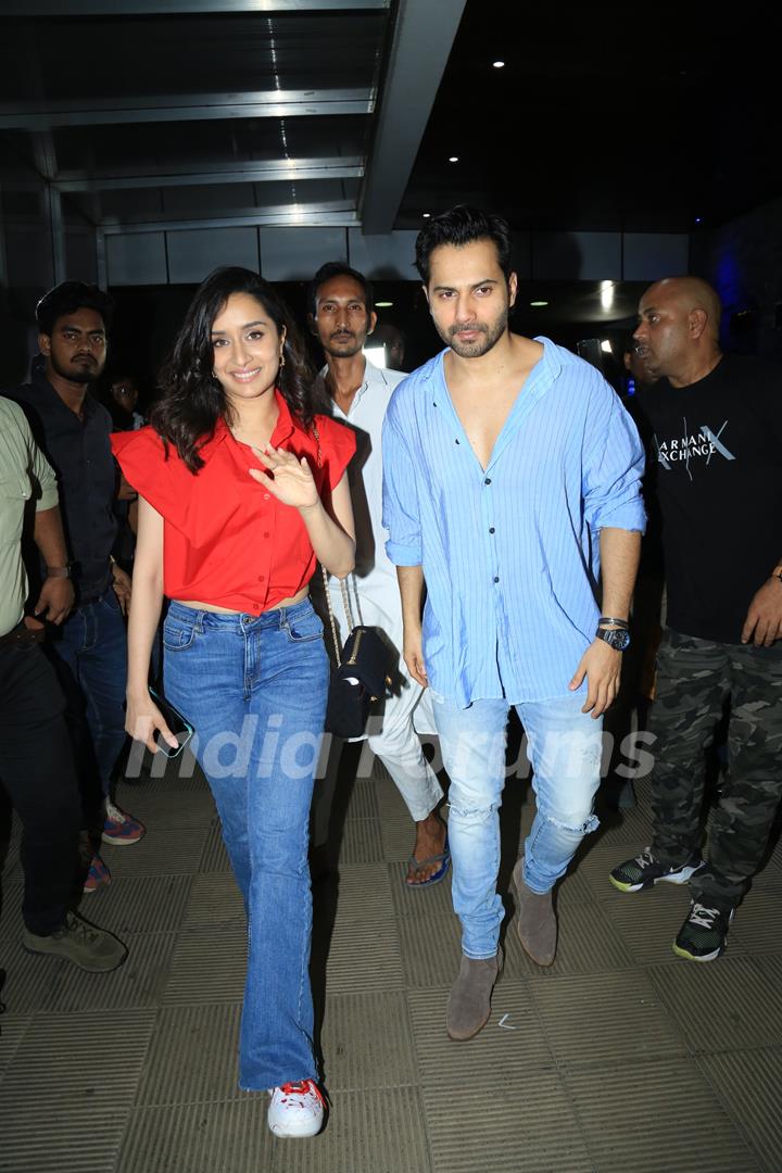 Shraddha Kapoor and Varun Dhawan grace the success party of Stree 2