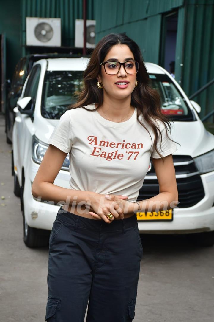 Janhvi Kapoor snapped in the city