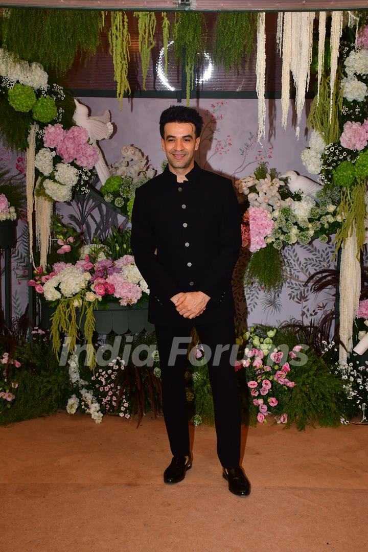 Punit Malhotra grace Eka Lakhani and Ravi Bhagchandka's engagement party