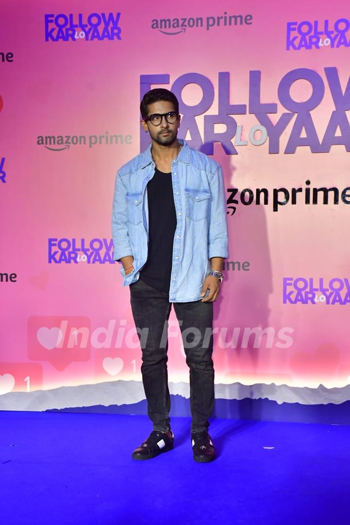 Ravi Dubey  snapped at the premiere of 'Follow Kar Lo Yaar'