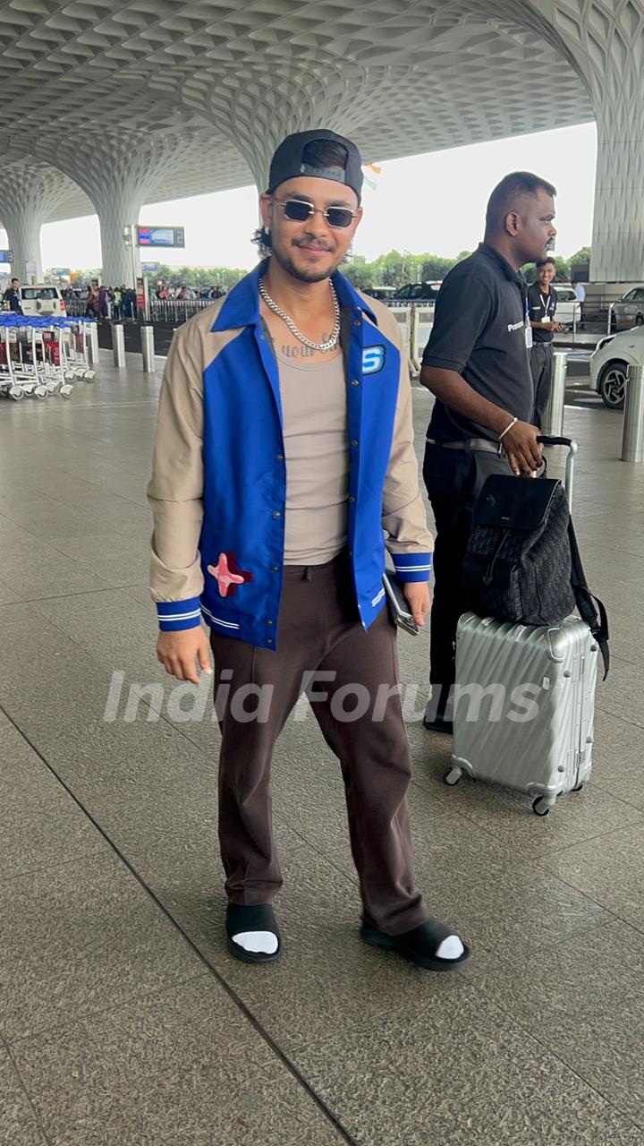 Ishan Kishan snapped at the airport 