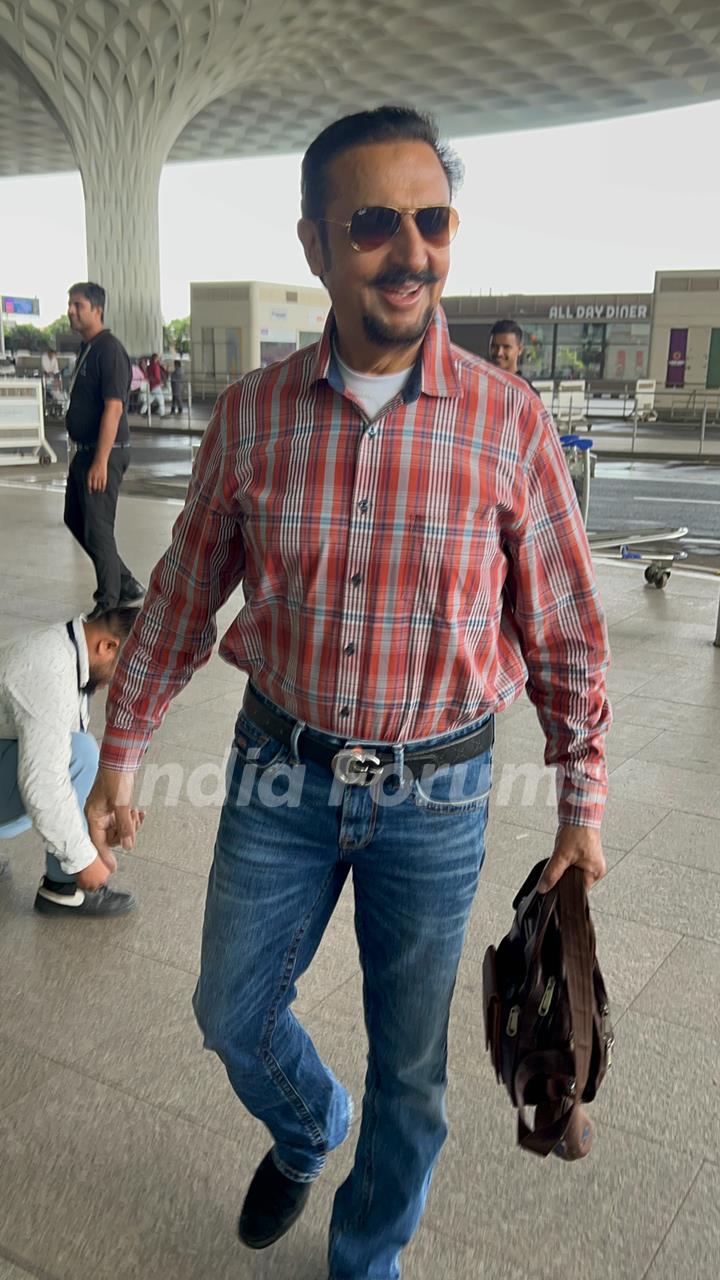 Gulshan Grover snapped at the airport