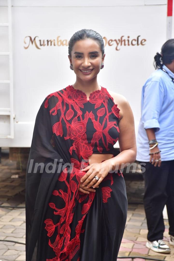 Patralekhaa snapped promoting their upcoming movie IC 814 on sets of Aapkaa Apna Zakir