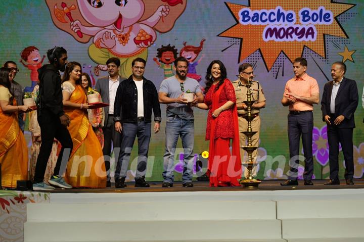 Salman Khan attends eco-friendly Ganesha Event