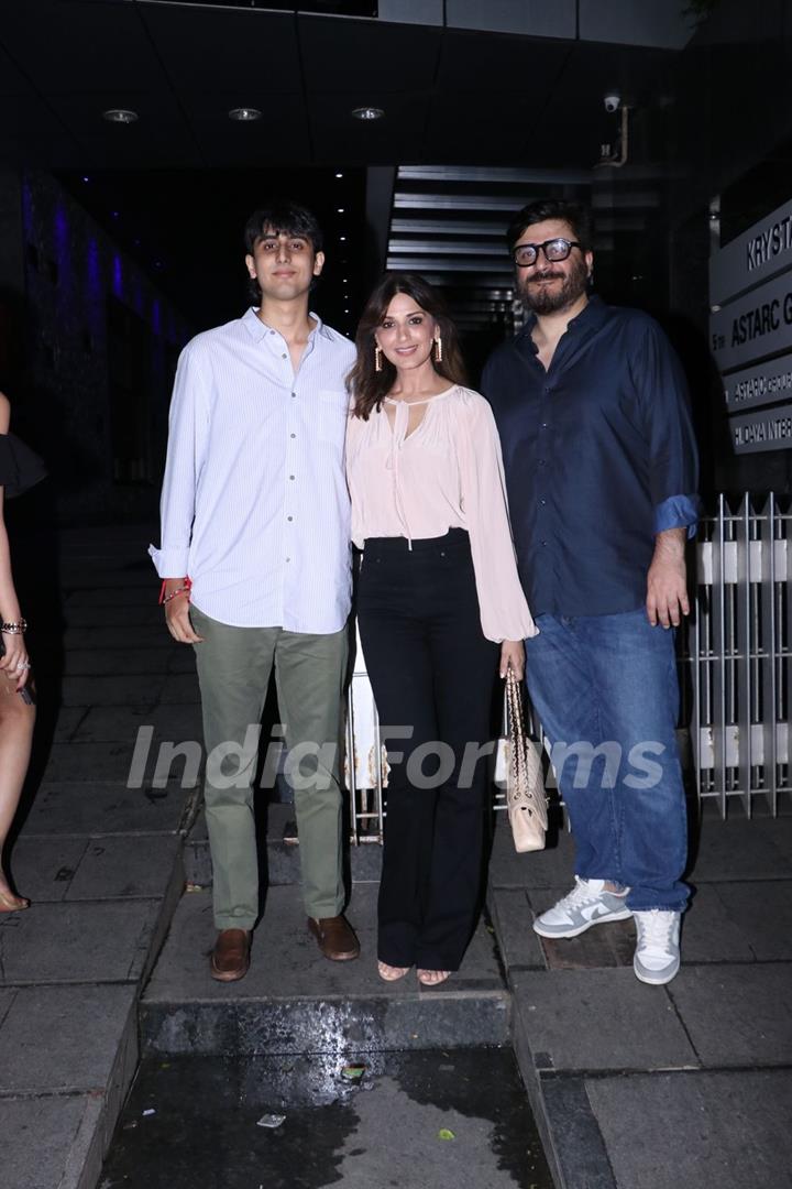 Ibrahim Ali Khan, Malaika Arora and other celebrities snapped in the city 