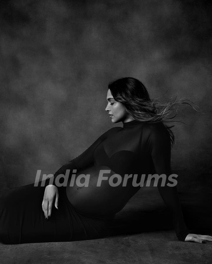 Deepika Padukone's Maternity Look Photos