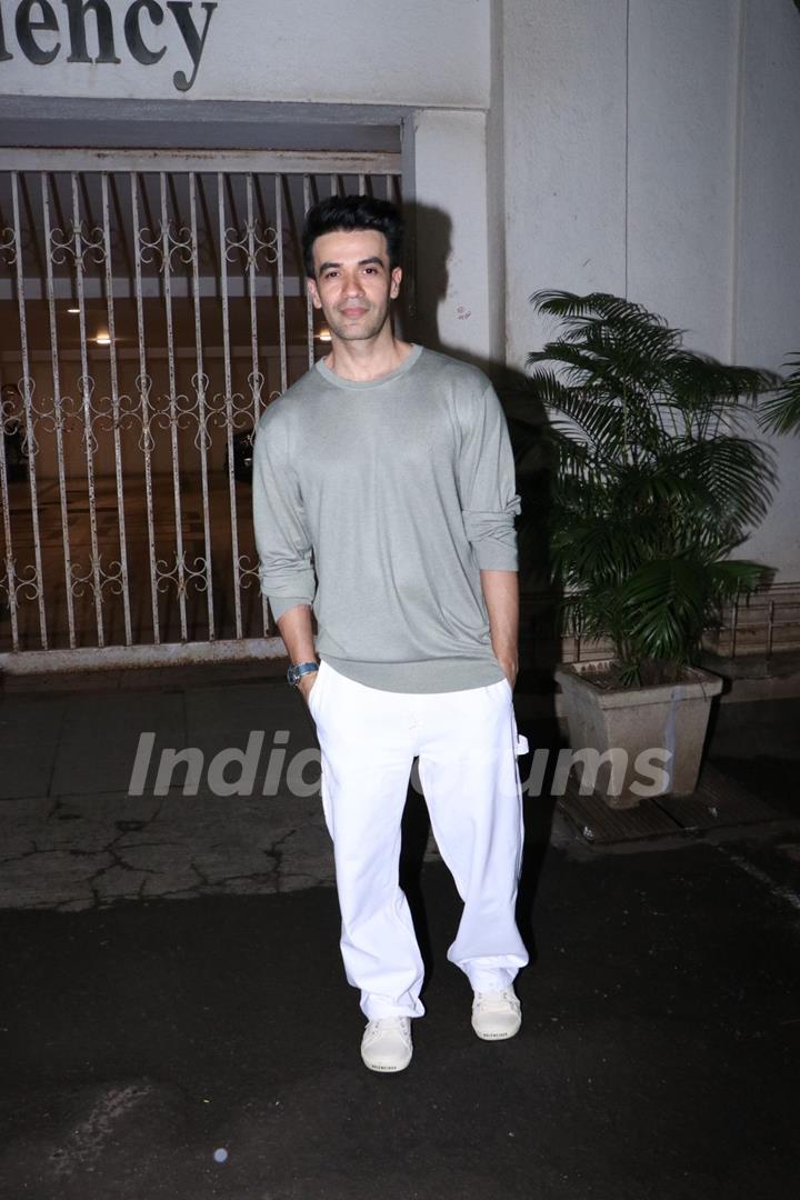 Punit Malhotra snapped in the city