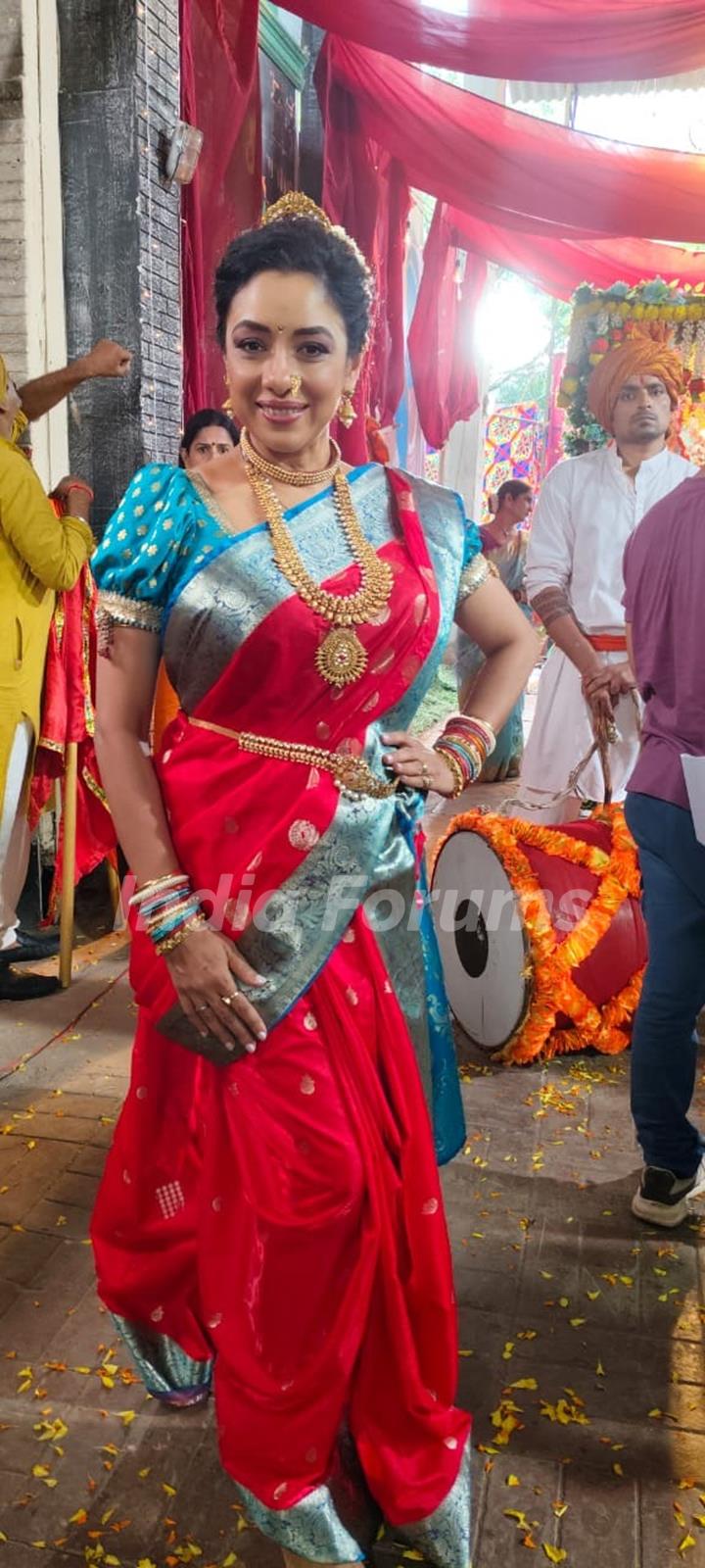 Rupali Ganguly celebrates Ganapti