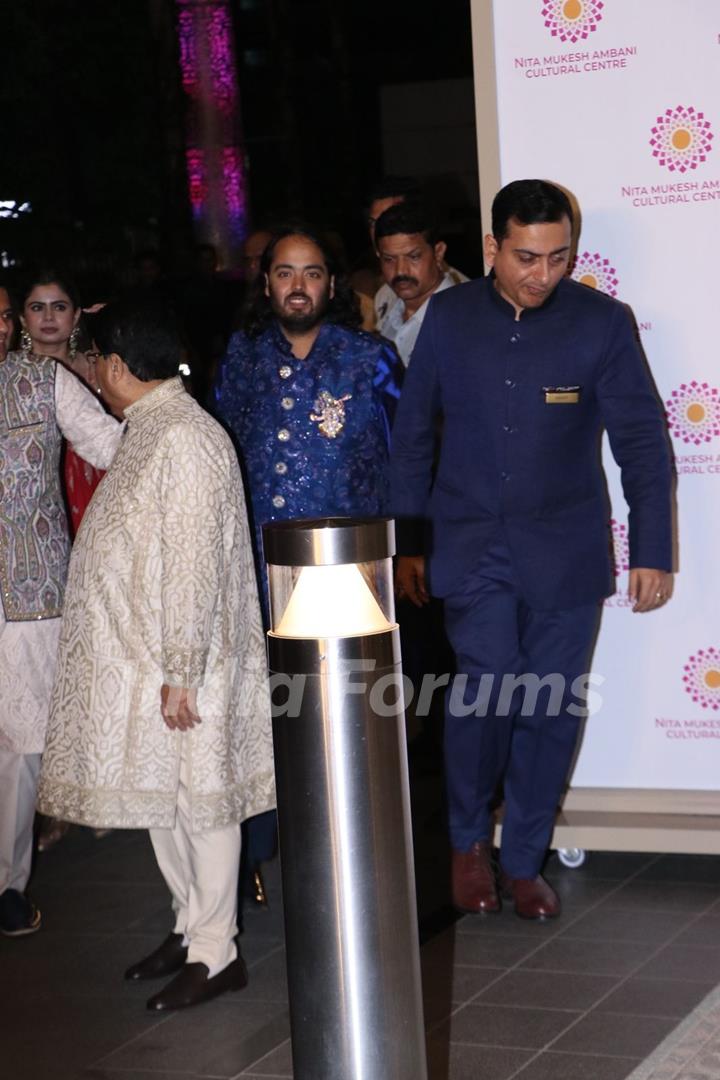 Anant Ambani snapped at the finale show of Rajadhiraaj: ‘Love. Life. Leela