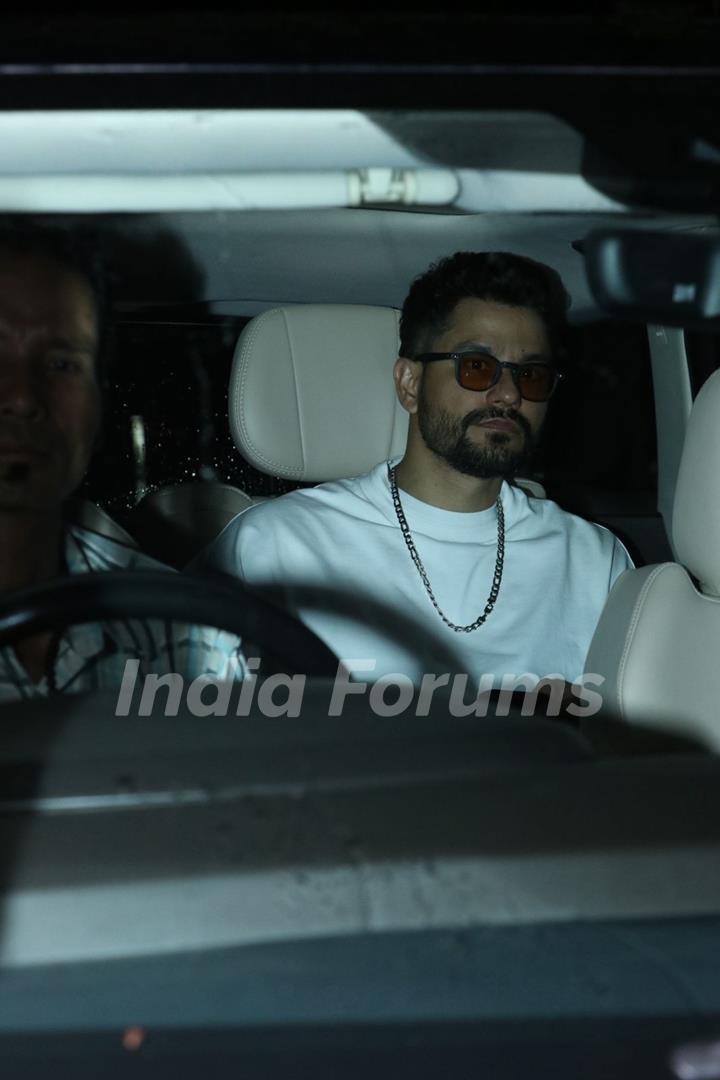 Kunal Kemmu snapped in the city