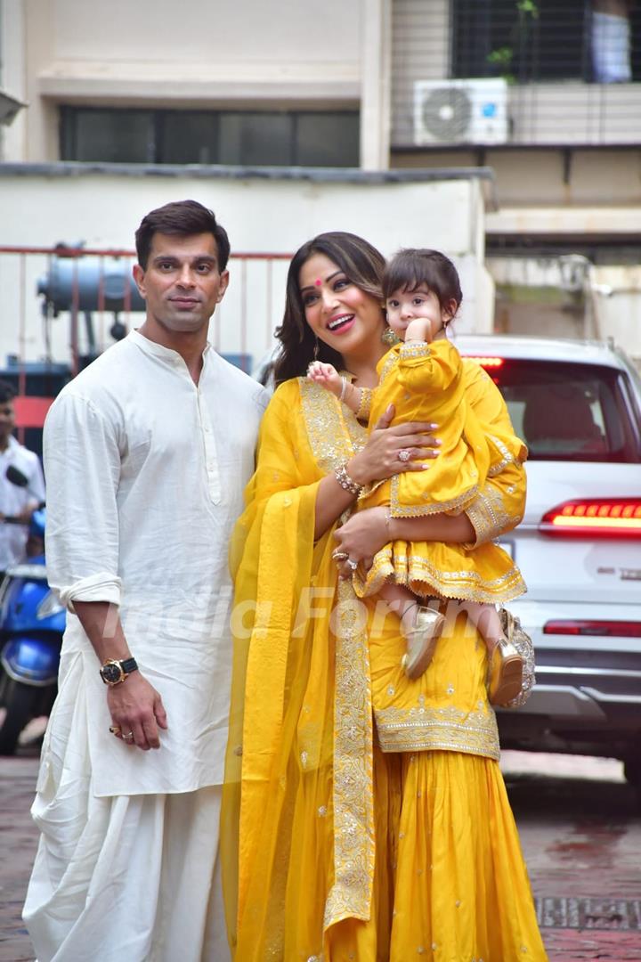 Bipasha Basu, Karan Singh Grover and Devi Basu Singh Grover outside Shilpa Shetty's residence for Ganapati Darshan