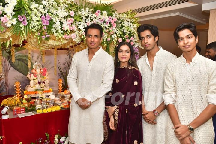 Sonu Sood snapped celebrating Ganesh Chaturthi at his home