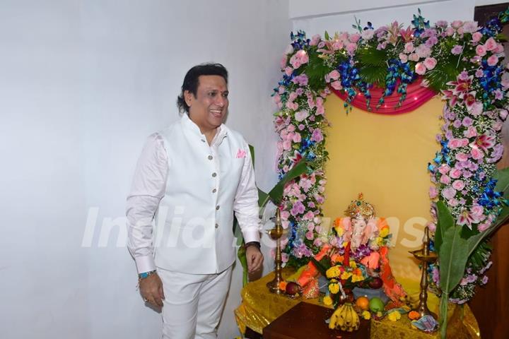 Govinda celebrates Ganesh Chaturthi at his home