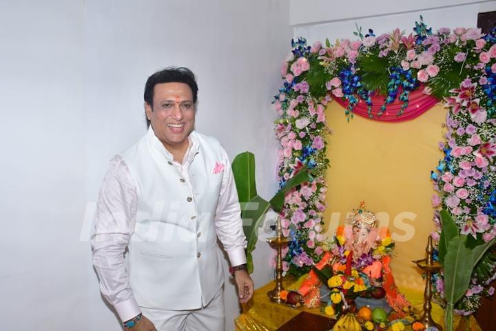 Govinda celebrates Ganesh Chaturthi at his home