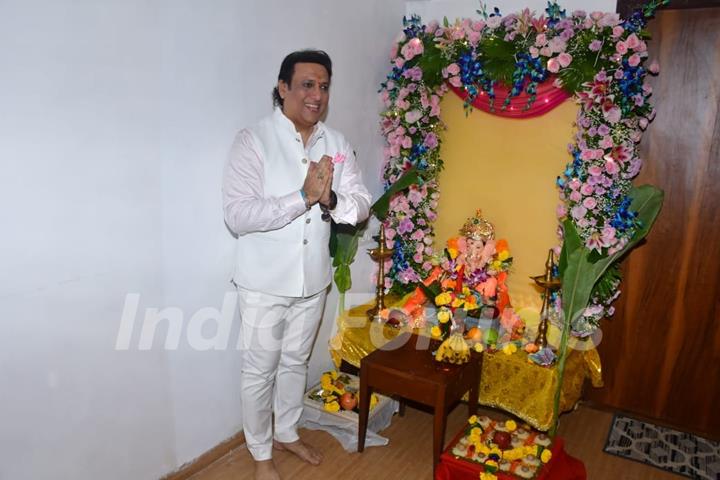 Govinda celebrates Ganesh Chaturthi at his home