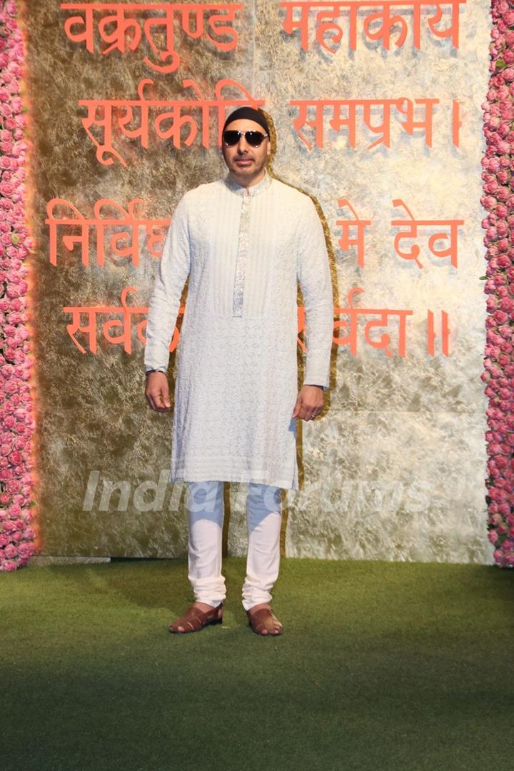 Sukhbir snapped at Antilia for Ganesh Chaturthi