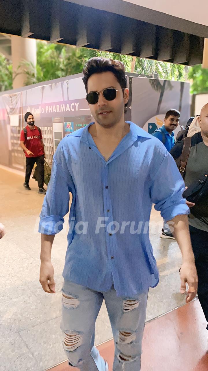 Varun Dhawan snapped at the airport