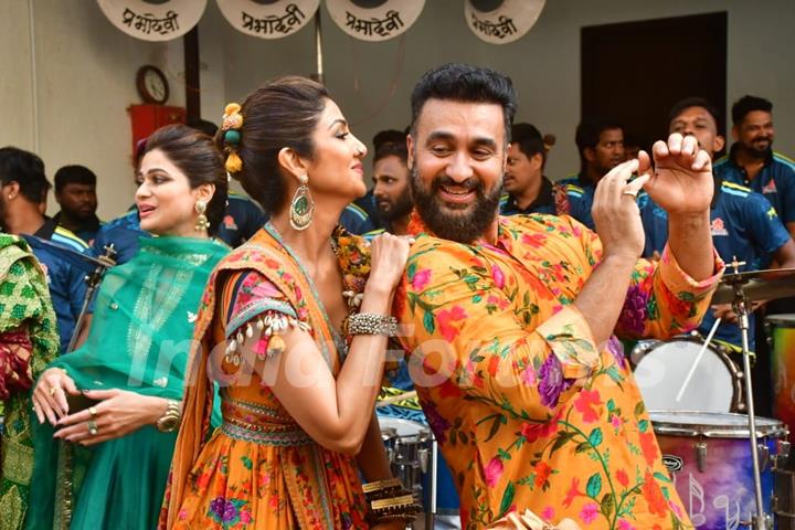 Shilpa Shetty and Raj Kundra snapped at their Ganapati Bappa Visarjan