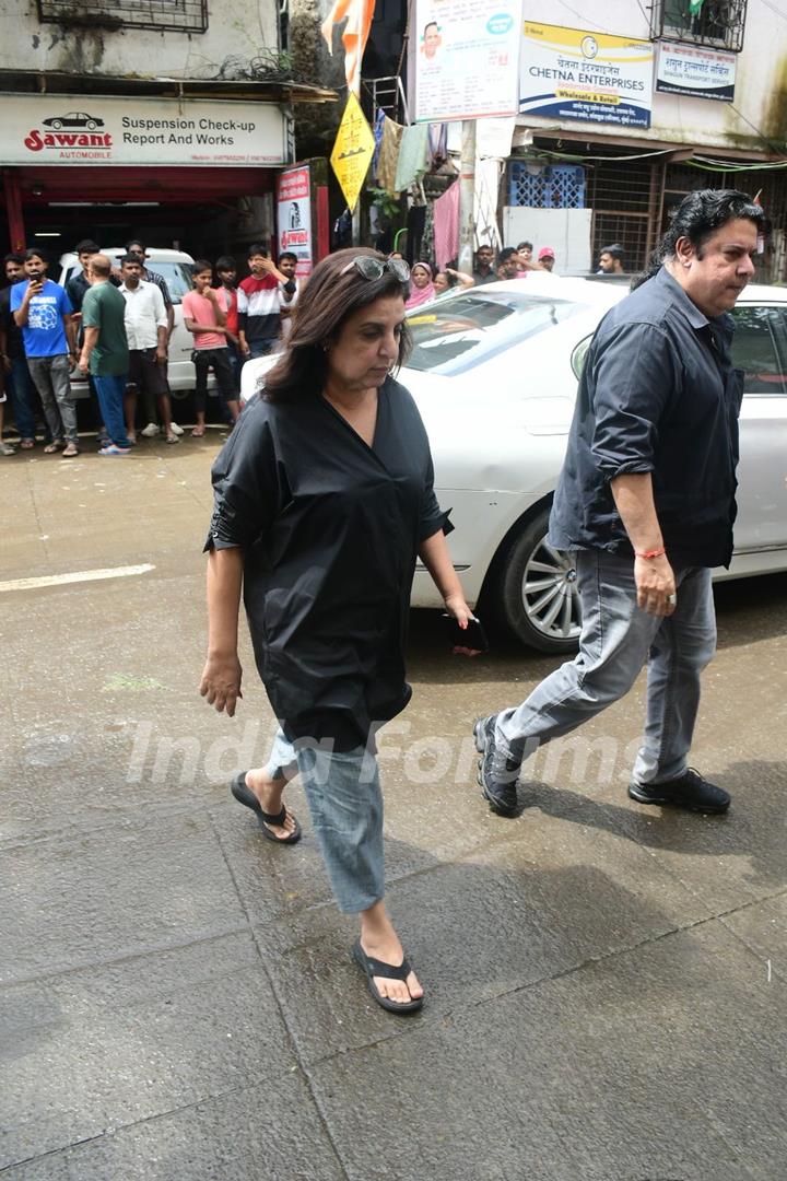 Farah Khan and Sajid Khan arrive for Malaika Arora's father Anil Mehta's last rites