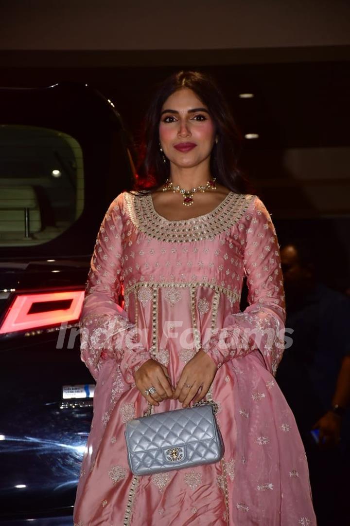 Bhumi Pednekar snapped at Kartik Aaryan's Ganapati pandal