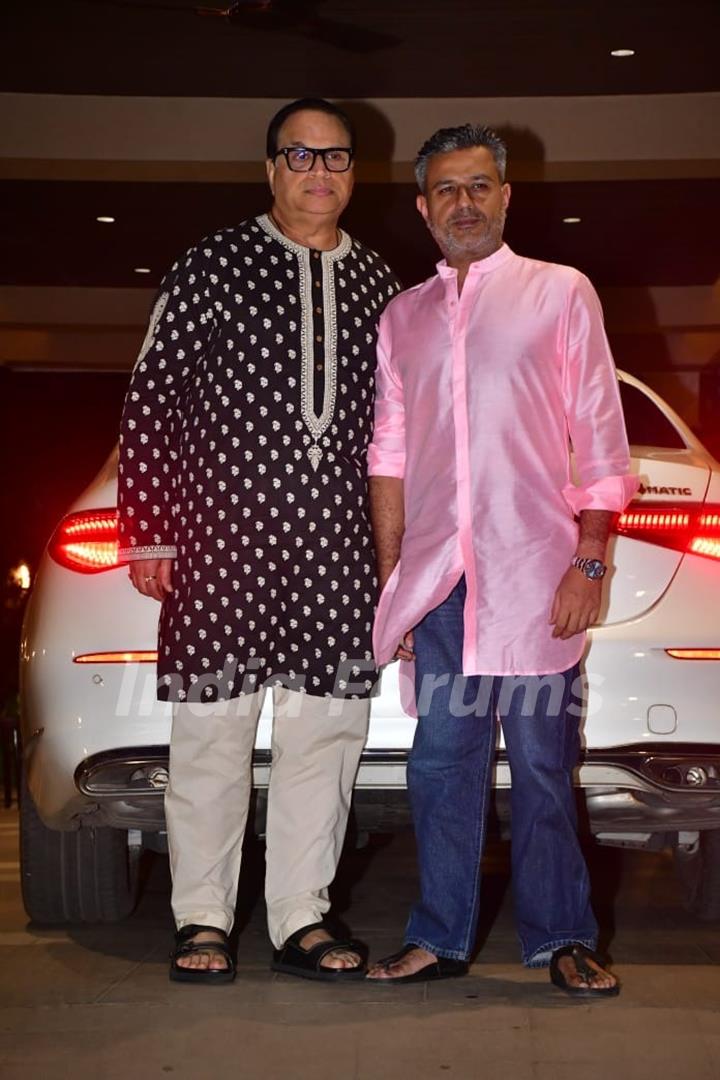 Ramesh Taurani snapped at Kartik Aaryan's Ganapati pandal