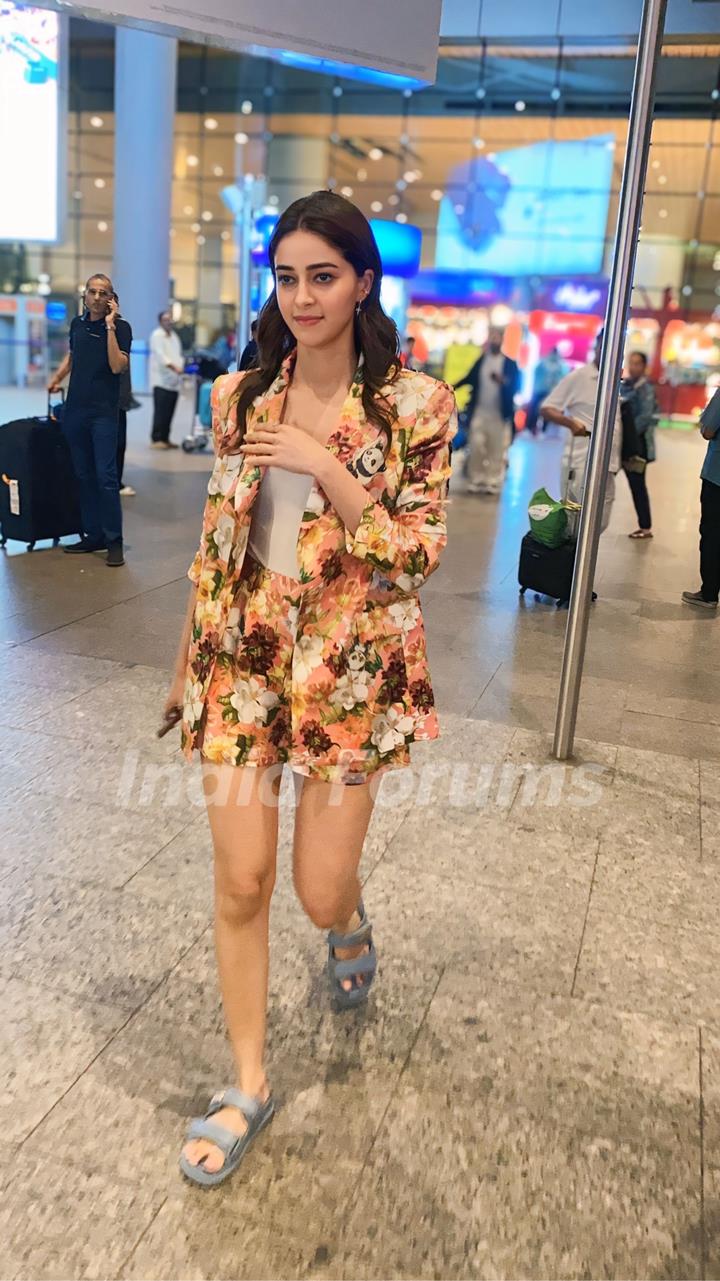 Ananya Panday snapped at the airport