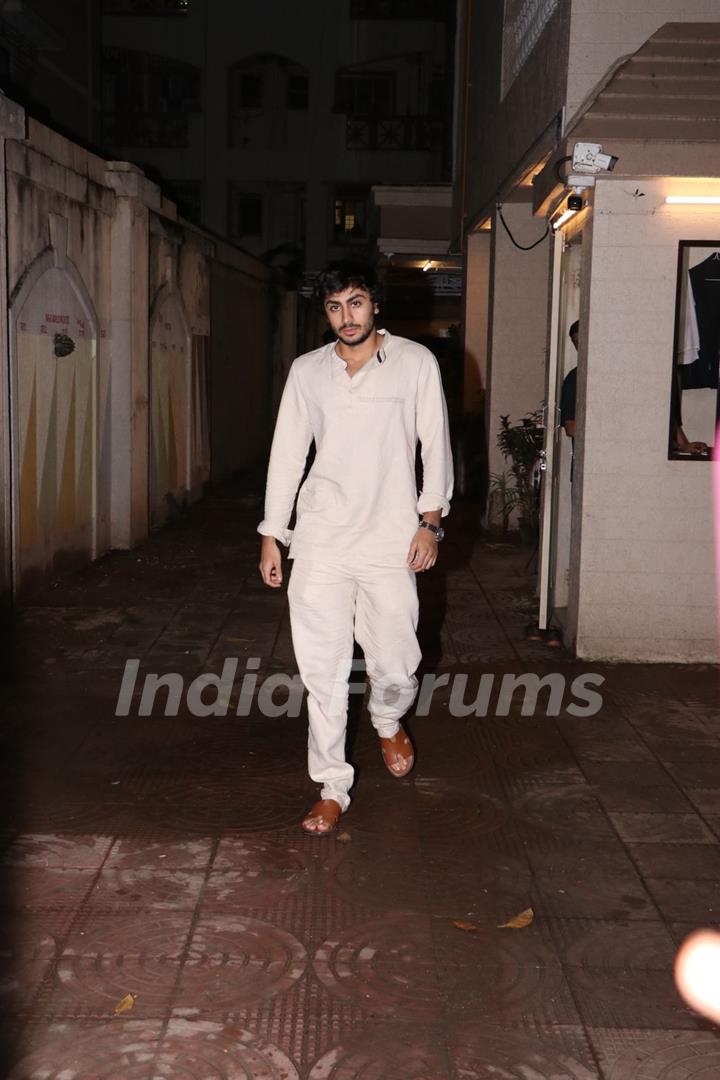 Arhaan Khan snapped outside Malaika Arora’s father’s house in Bandra