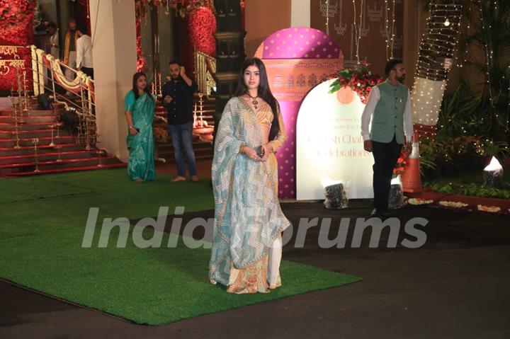 Riva Arora snapped at CM’s residence for Ganpati Darshan