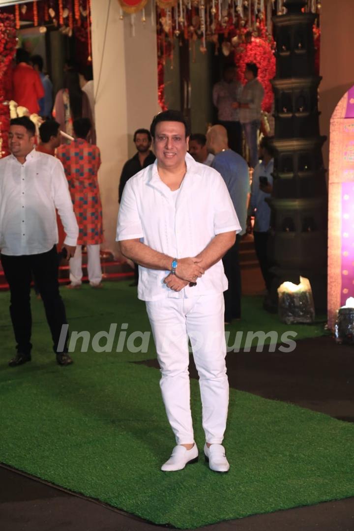 Govinda snapped at CM’s residence for Ganpati Darshan