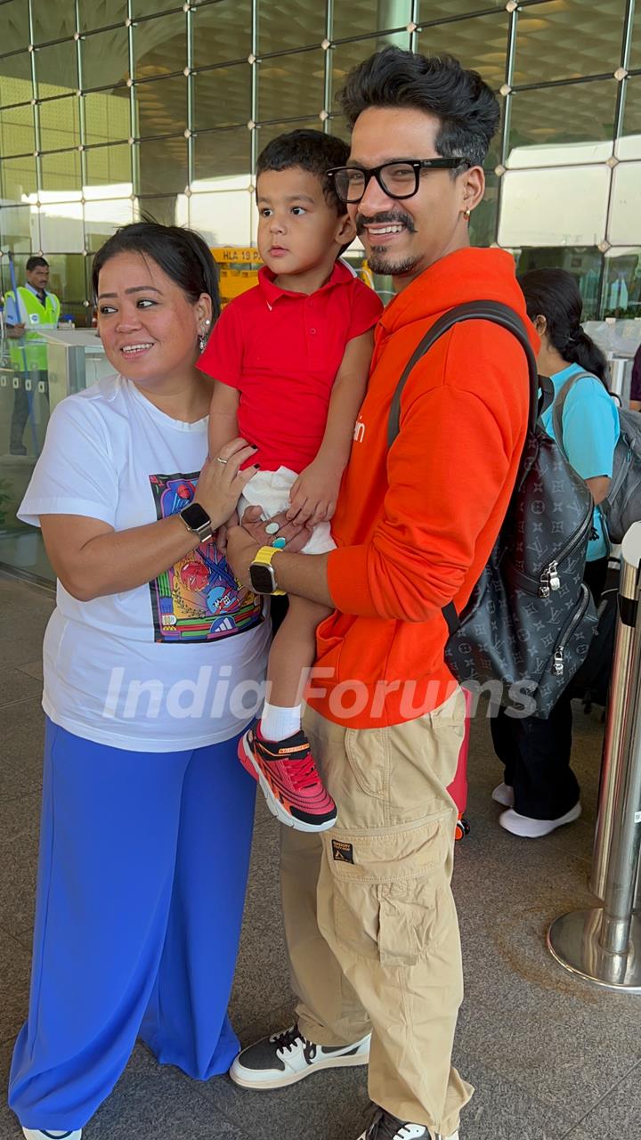 Bharti Singh and Harsh Limbachiyaa snapped at the airport