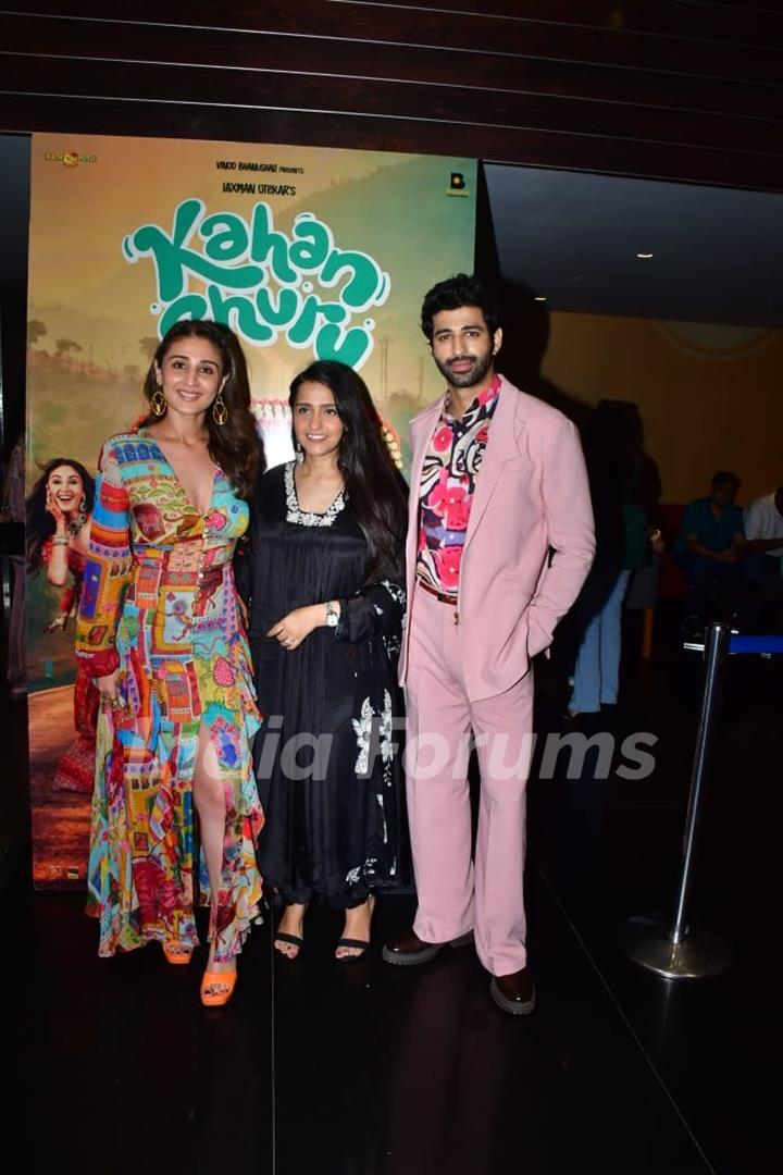 Aashim Gulati and Dhvani Bhanushali snapped at the special live musical performances of their upcoming film 'Kahan Shuru Kahan Khatam'