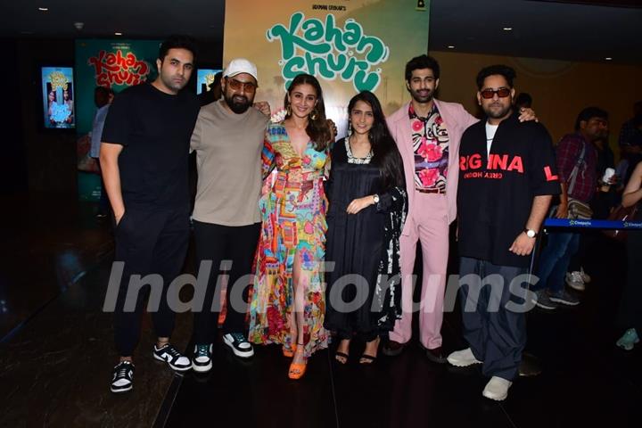 Aashim Gulati and Dhvani Bhanushali snapped at the special live musical performances of their upcoming film 'Kahan Shuru Kahan Khatam'