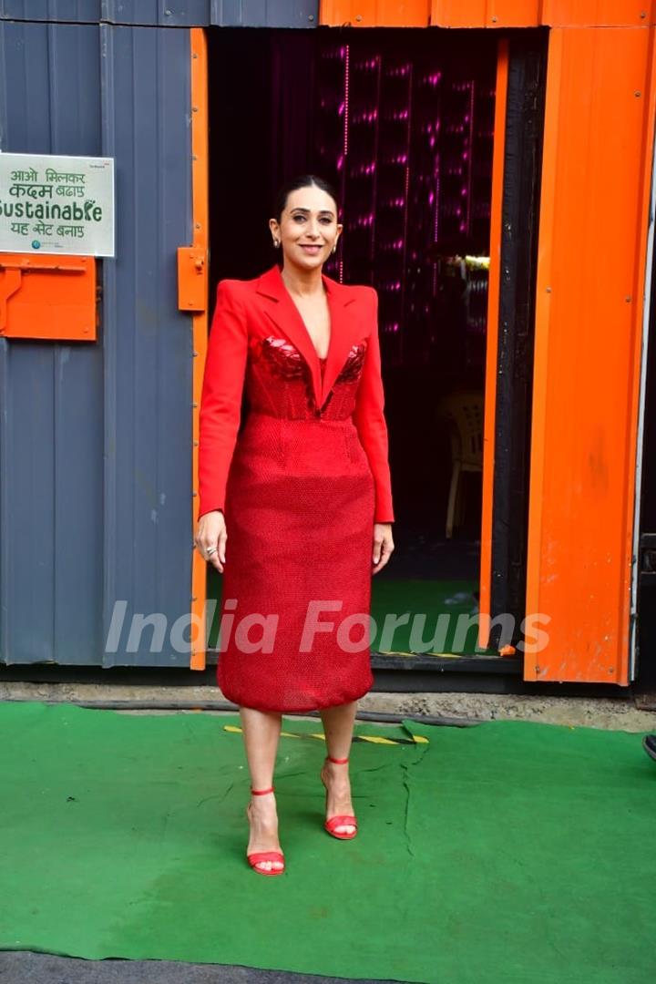 Karisma Kapoor snapped on the sets of India's Best Dancer season 4