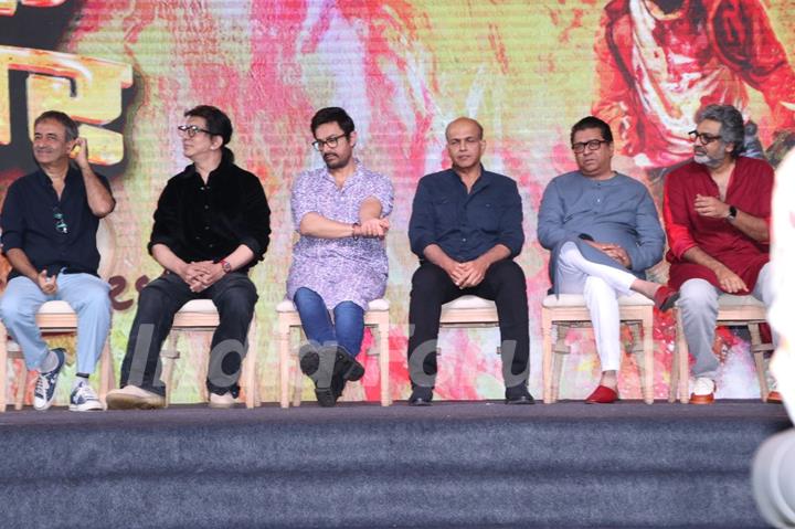 Aamir Khan, Sajid Nadiadwala, Ashutosh Gowariker and Rajkumar Hirani  grace the trailer launch of 'Yek Number'