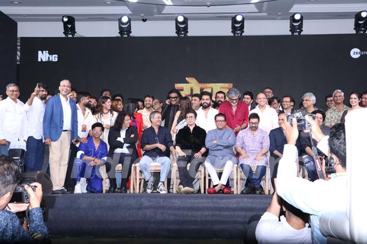 Aamir Khan, Sajid Khan, Sajid Nadiadwala, Ashutosh Gowariker, Rajkumar Hirani, Abhijat Joshi and Wardha Khan Nadiadwala  grace the trailer launch of 'Yek Number'