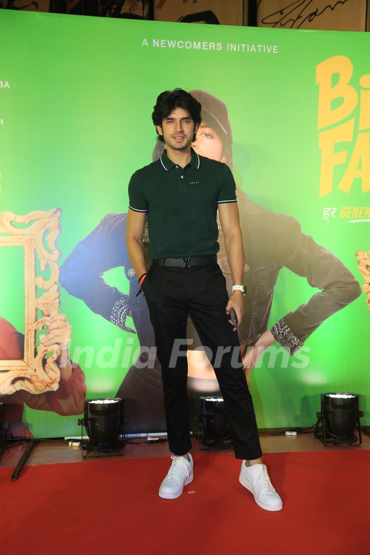 Paras Kalnawat grace the premiere of Binny And Family