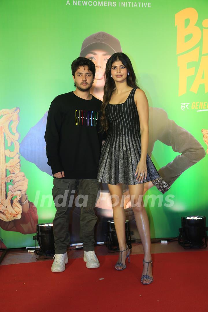 Anjini Dhawan  and Nirvaan Khan grace the premiere of Binny And Family