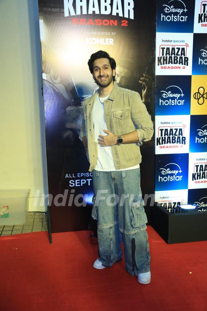 Celebrities grace the premiere of 'Taaza Khabar season 2'