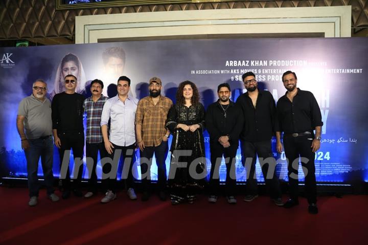  Arshad Warsi, Arbaaz Khan and Meher Vij snapped at the trailer Launch of 'Banda Singh Chaudhary'