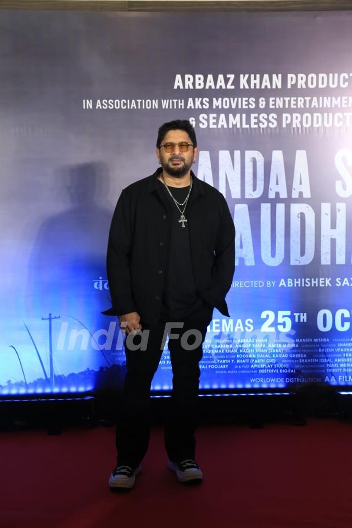 Arshad Warsi snapped at the trailer Launch of 'Banda Singh Chaudhary'